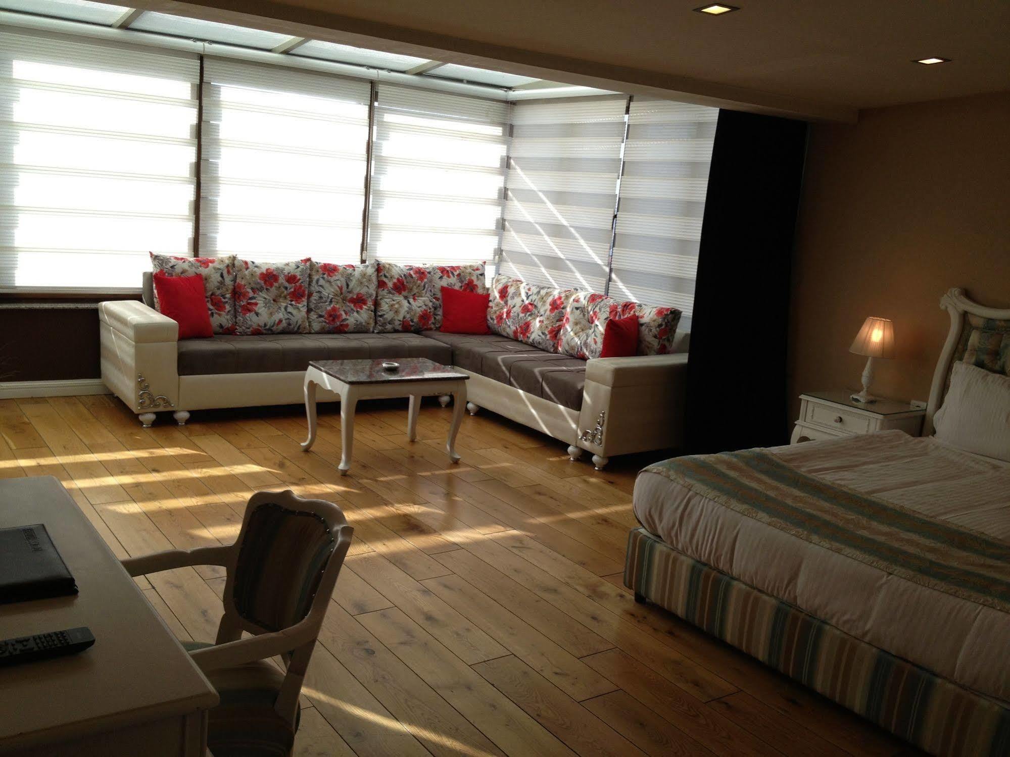 Apart Otel Moss 4*